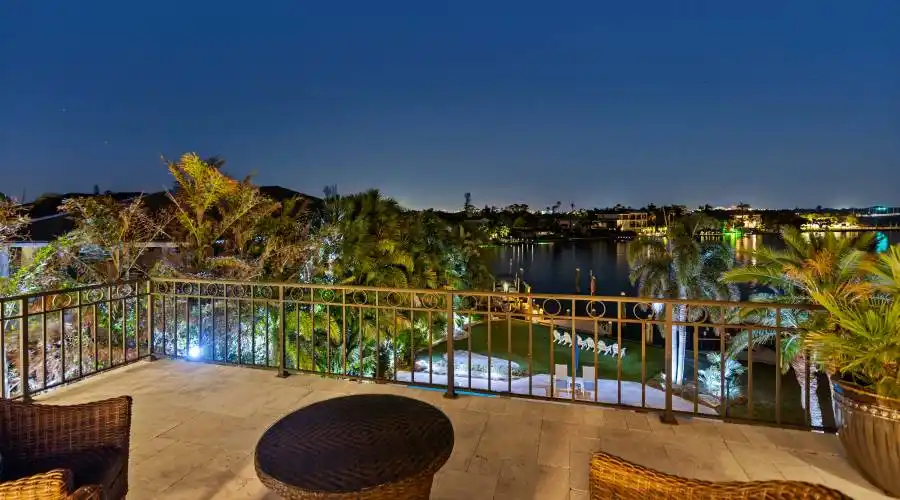 799 Freeling Dr, Sarasota, Florida 34242, United States, 4 Bedrooms Bedrooms, 14 Rooms Rooms,5 BathroomsBathrooms,Residential,For Sale,Vivre Le Reve,Freeling Dr,1184669